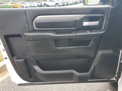 Used 2019 RAM 3500 Tradesman w/ Safety Group image 14