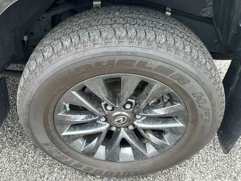 Used 2023 Lexus GX 460 Premium image 18