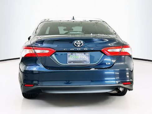 Used 2019 Toyota Camry LE image 7