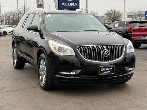 Used 2016 Buick Enclave Leather image 3