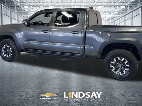 Used 2023 Toyota Tacoma TRD Off-Road w/ Black Out Package (TMS) image 7