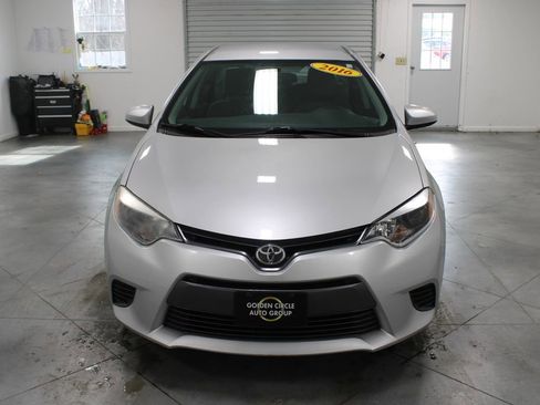Used 2016 Toyota Corolla LE image 3