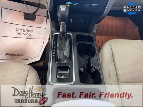 Used 2017 Ford Escape SE image 49