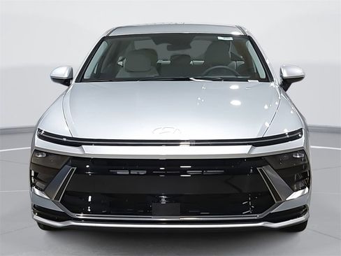 New 2026 Hyundai Sonata SEL image 2