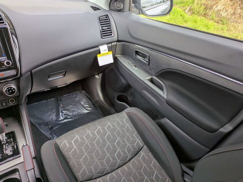 New 2026 Mitsubishi Outlander Sport AWD image 17
