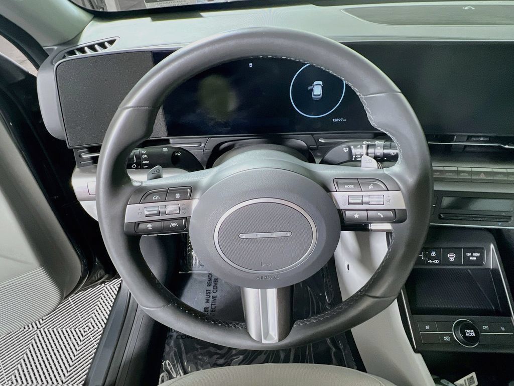 Used 2024 Hyundai Kona SEL FWD image 10