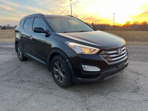Used 2013 Hyundai Santa Fe Sport w/ Popular Equipment Pkg image 3