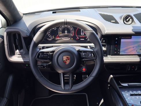 New 2026 Porsche Cayenne Turbo GT AWD/4WD image 15