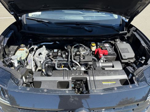 Used 2025 Nissan Kicks S AWD/4WD image 20