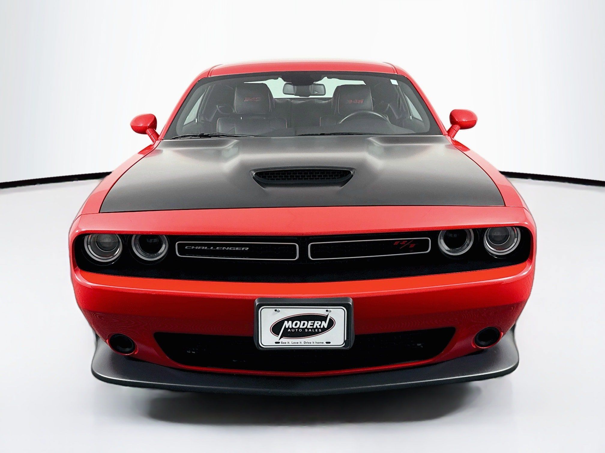 Used 2023 Dodge Challenger R/T RWD image 7