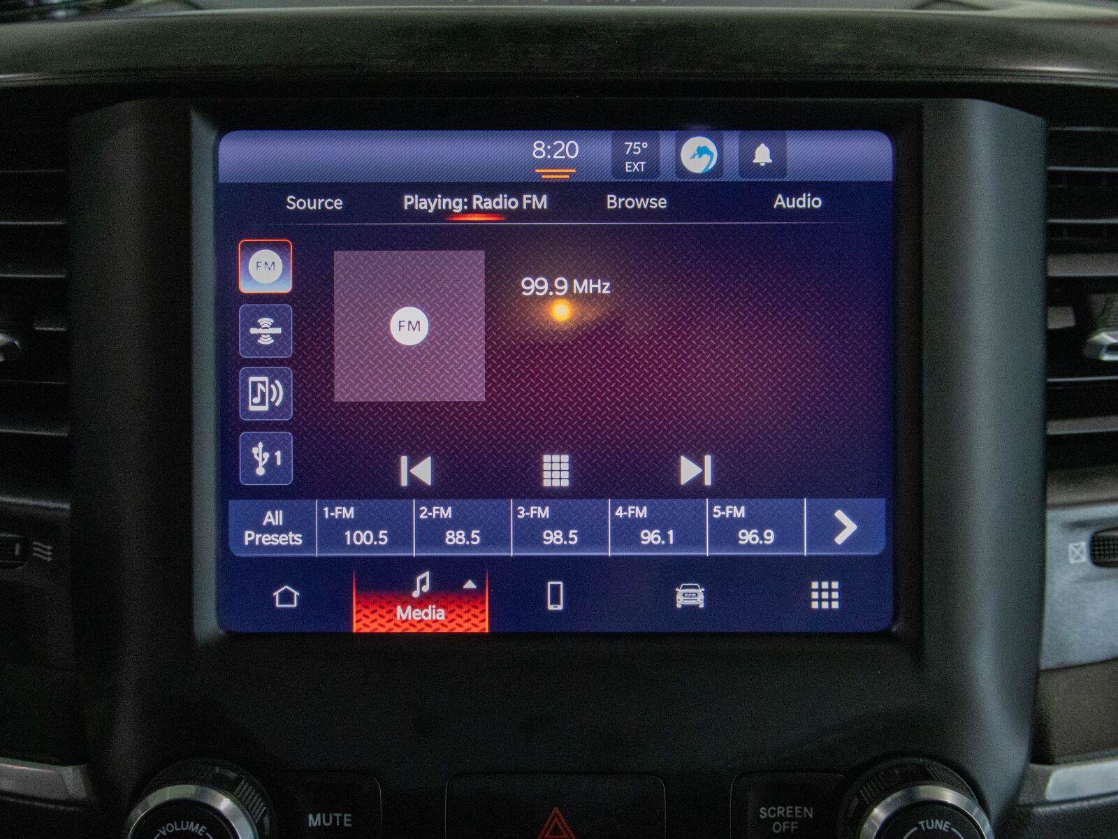 Used 2023 RAM 1500 Big Horn AWD/4WD image 8