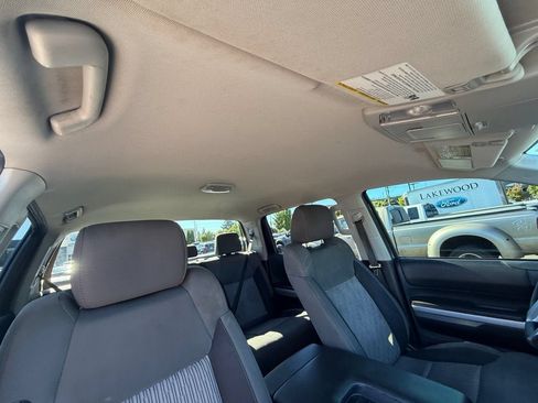 Used 2015 Toyota Tundra SR5 w/ TRD Off Road Package AWD/4WD image 27
