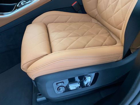 New 2026 BMW X5 xDrive40i w/ Climate Comfort Package image 12