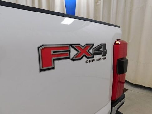 New 2026 Ford F350 Lariat w/ FX4 Off-Road Package image 14