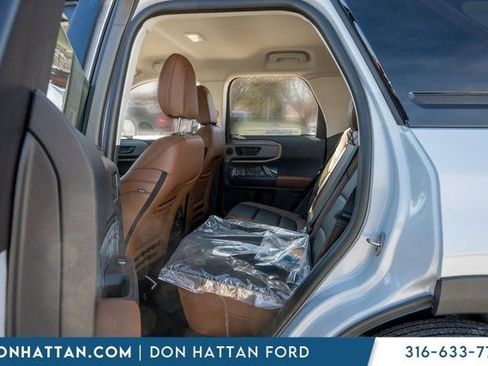 New 2026 Ford Bronco Sport Outer Banks w/ Outer Banks Tech Package+ AWD/4WD image 21