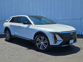 New 2025 Cadillac Lyriq Luxury w/ LPO, Floor Liner Package video 1