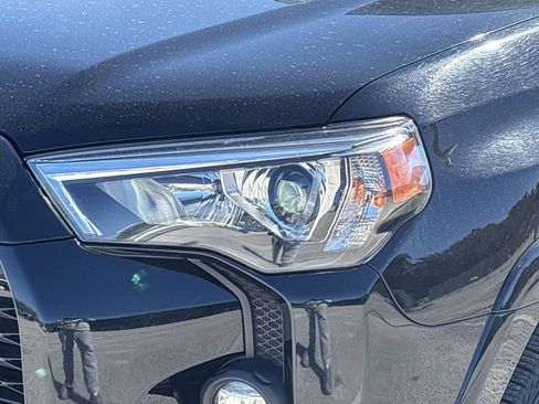 Used 2024 Toyota 4Runner SR5 image 6