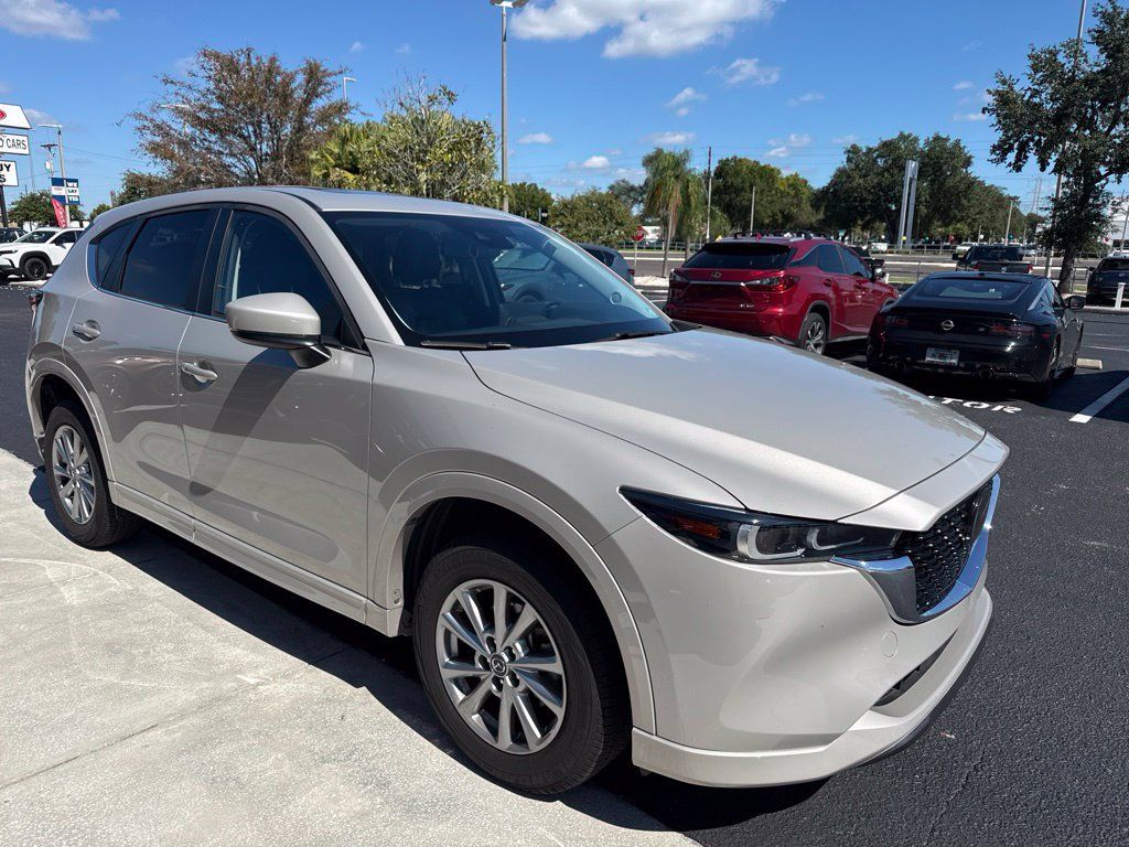 Used 2024 MAZDA CX-5 AWD 2.5 S w/ Preferred Package image 3