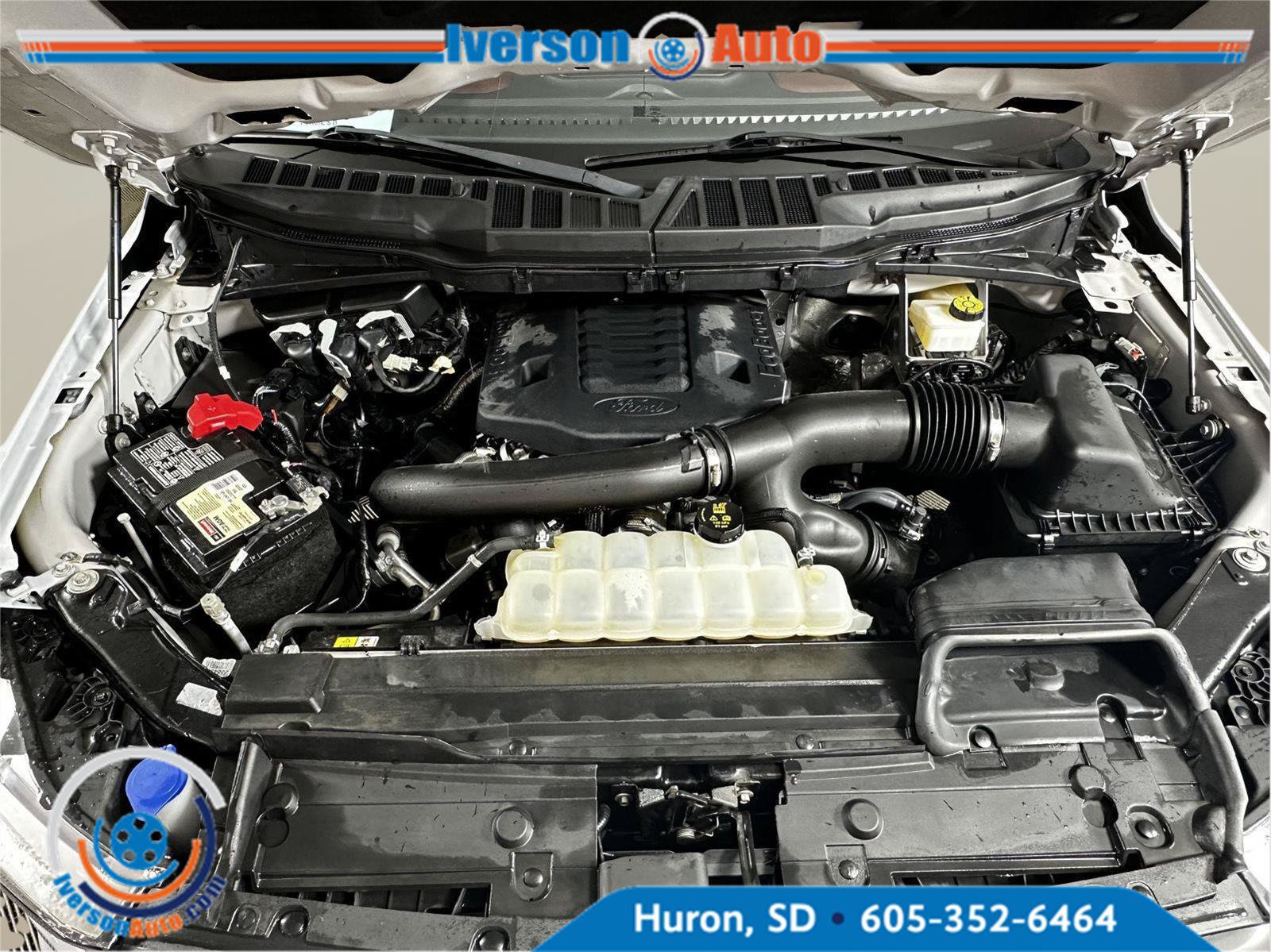 Used 2022 Ford F150 Lariat w/ Equipment Group 502A High AWD/4WD image 3