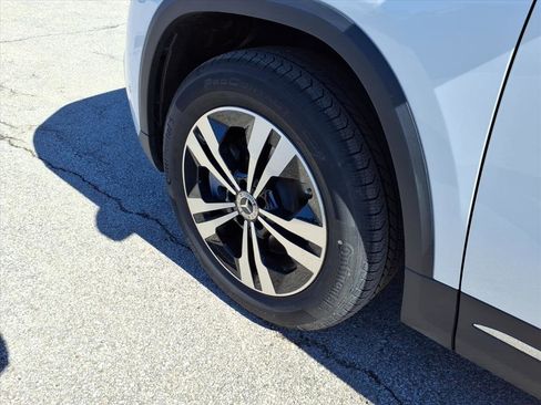 New 2026 Mercedes-Benz GLA 250 4MATIC image 9