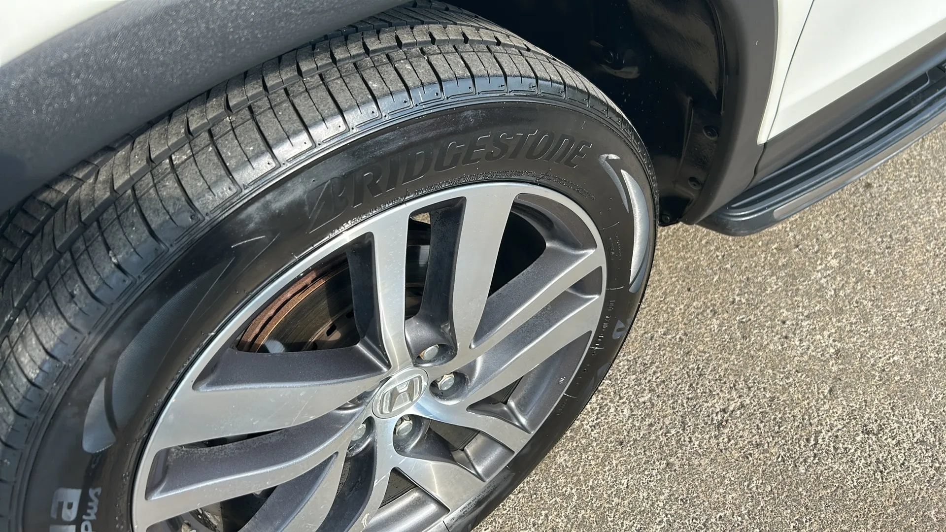 Used 2016 Honda Pilot Touring image 33