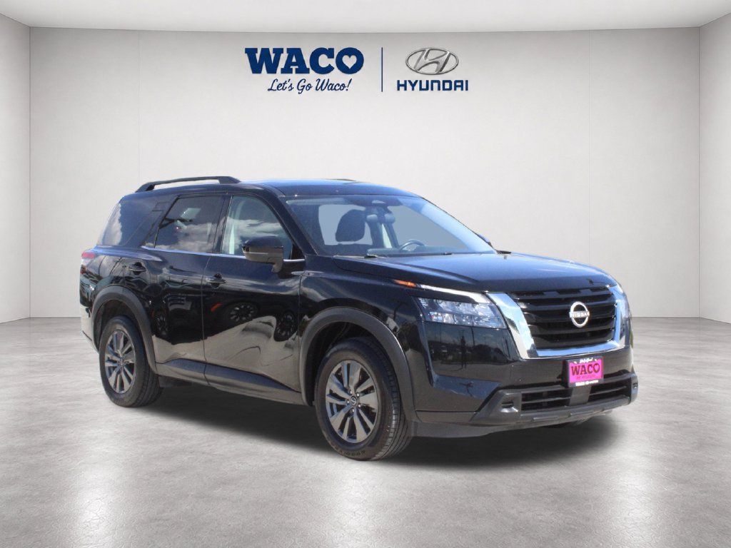 Used 2024 Nissan Pathfinder SV FWD 360° Tour