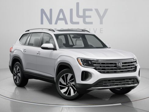 Used 2024 Volkswagen Atlas SE w/ Panoramic Sunroof Package AWD/4WD image 9