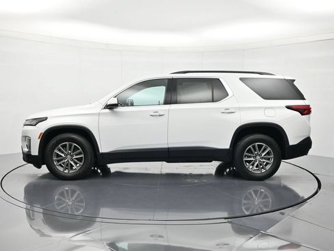 Used 2023 Chevrolet Traverse LT FWD image 8