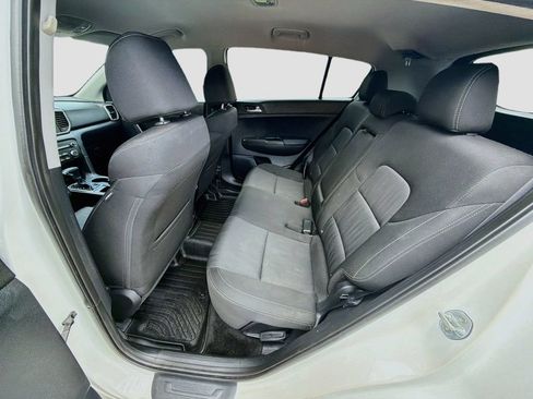 Used 2021 Kia Sportage LX FWD image 25