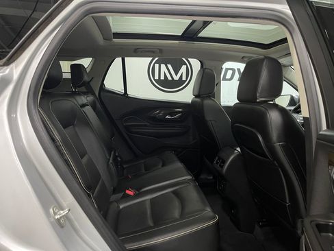 Used 2019 GMC Terrain Denali w/ Driver Alert Package II image 32