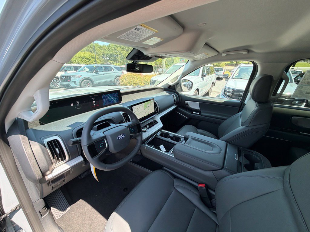 New 2027 Ford Expedition Active RWD image 8