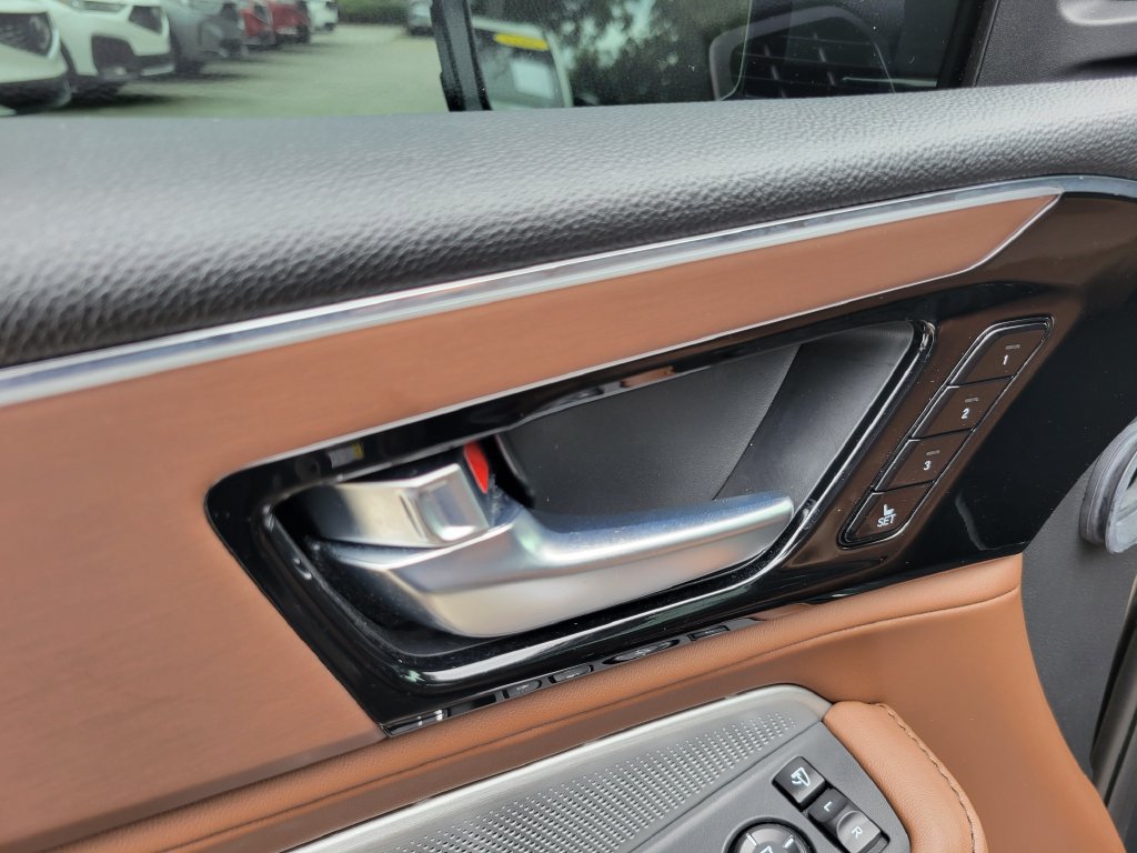 Used 2025 Acura MDX w/ Technology Package FWD image 22