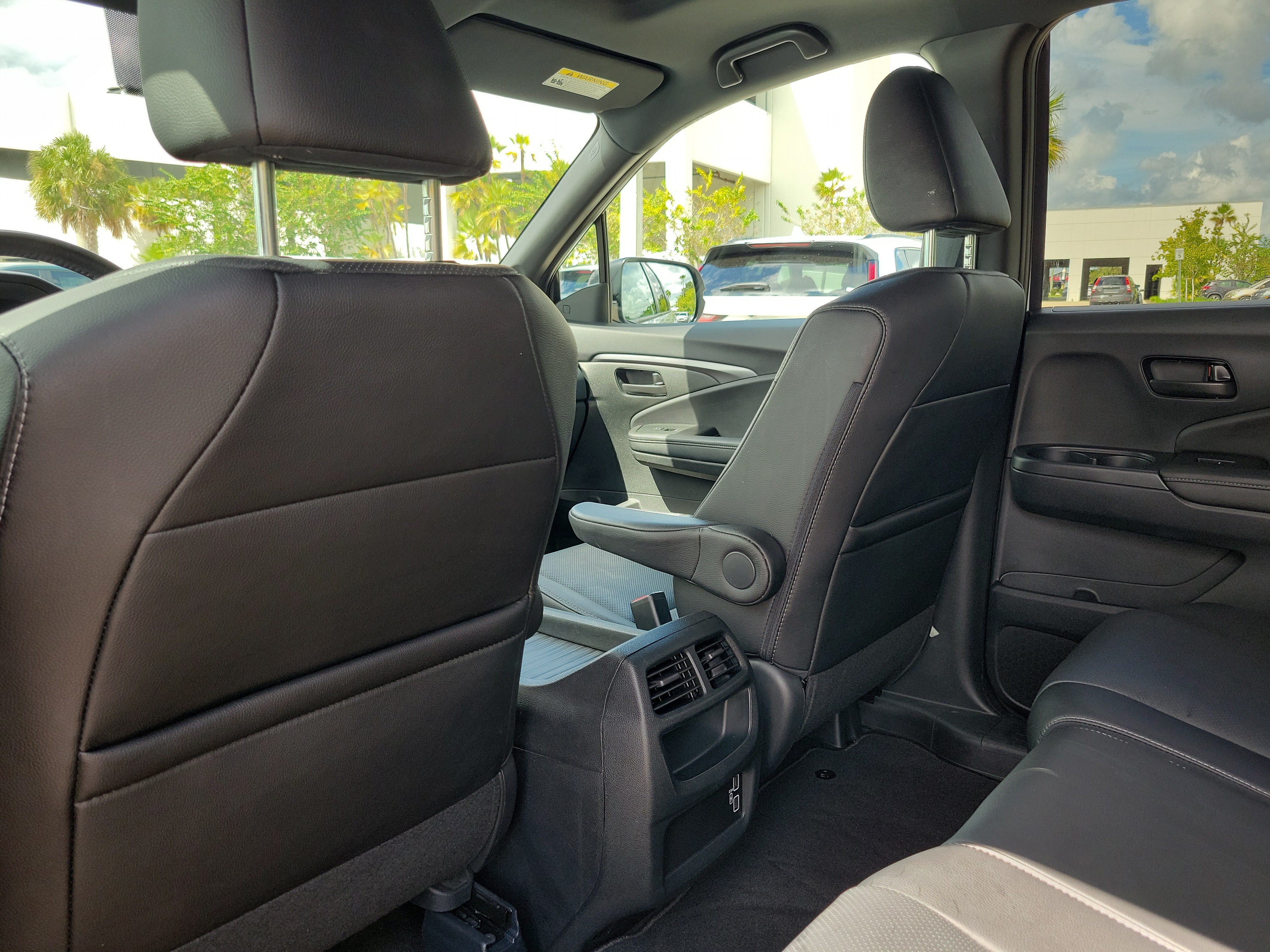 Used 2023 Honda Passport EX-L image 16