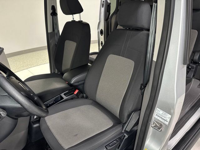 Used 2023 Ford Transit Connect XL FWD image 14