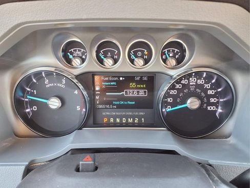 Used 2016 Ford F250 XLT w/ XLT Premium Package AWD/4WD image 31