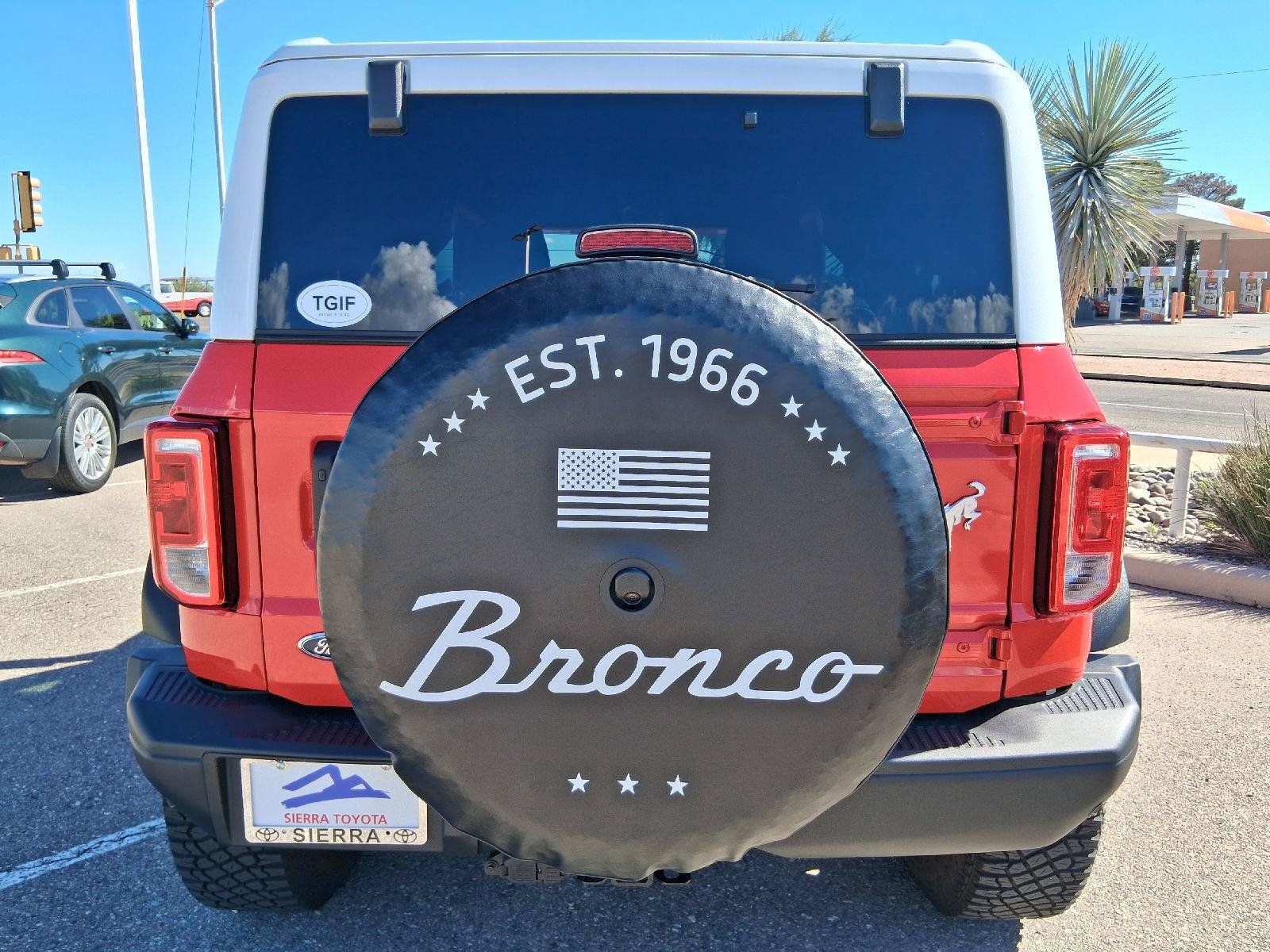 Used 2024 Ford Bronco Heritage Edition AWD/4WD image 4