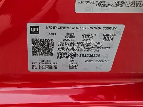 Used 2025 Chevrolet Silverado 2500 LT w/ Convenience Package AWD/4WD image 30