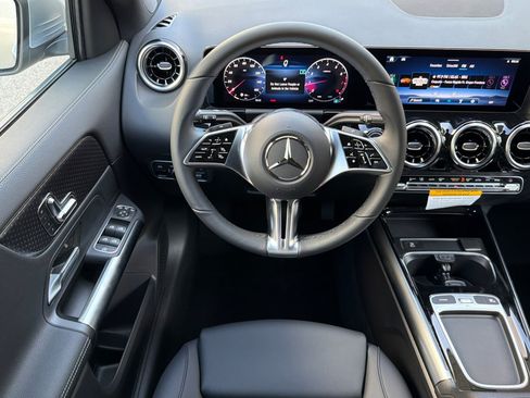 New 2026 Mercedes-Benz GLA 250 image 13
