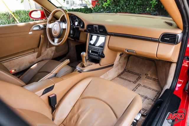 Used 2006 Porsche 911 Carrera RWD image 17