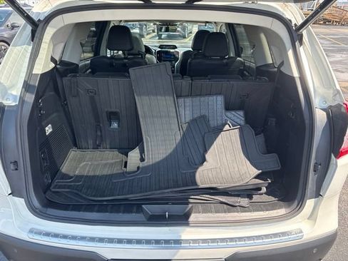 Used 2021 Subaru Ascent Limited w/ Technology Package AWD/4WD image 28
