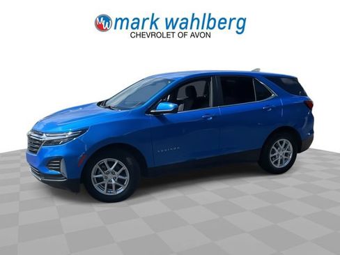 Used 2024 Chevrolet Equinox LT w/ LPO, Floor Liner Package FWD image 4