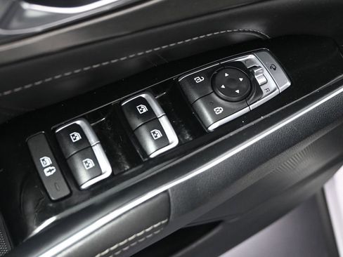 Certified 2023 Kia Sorento SX image 11