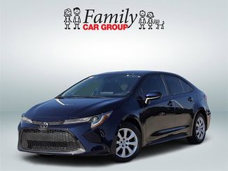 Used 2022 Toyota Corolla LE image 1
