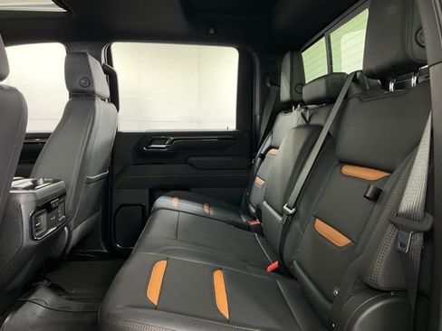 Used 2025 GMC Sierra 3500 AT4 w/ AT4 Premium Plus Package image 38