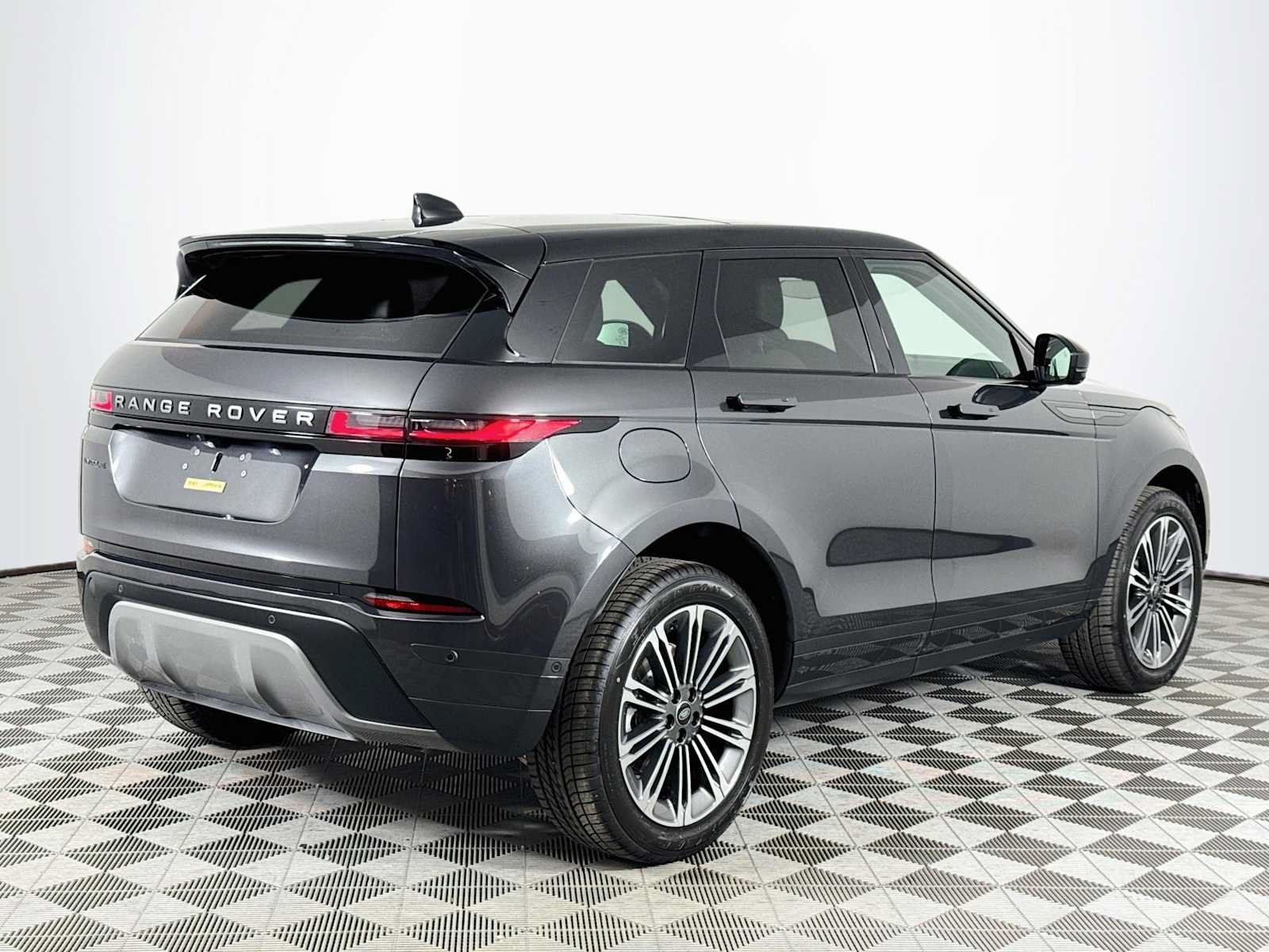 New 2026 Land Rover Range Rover Evoque S AWD/4WD image 5