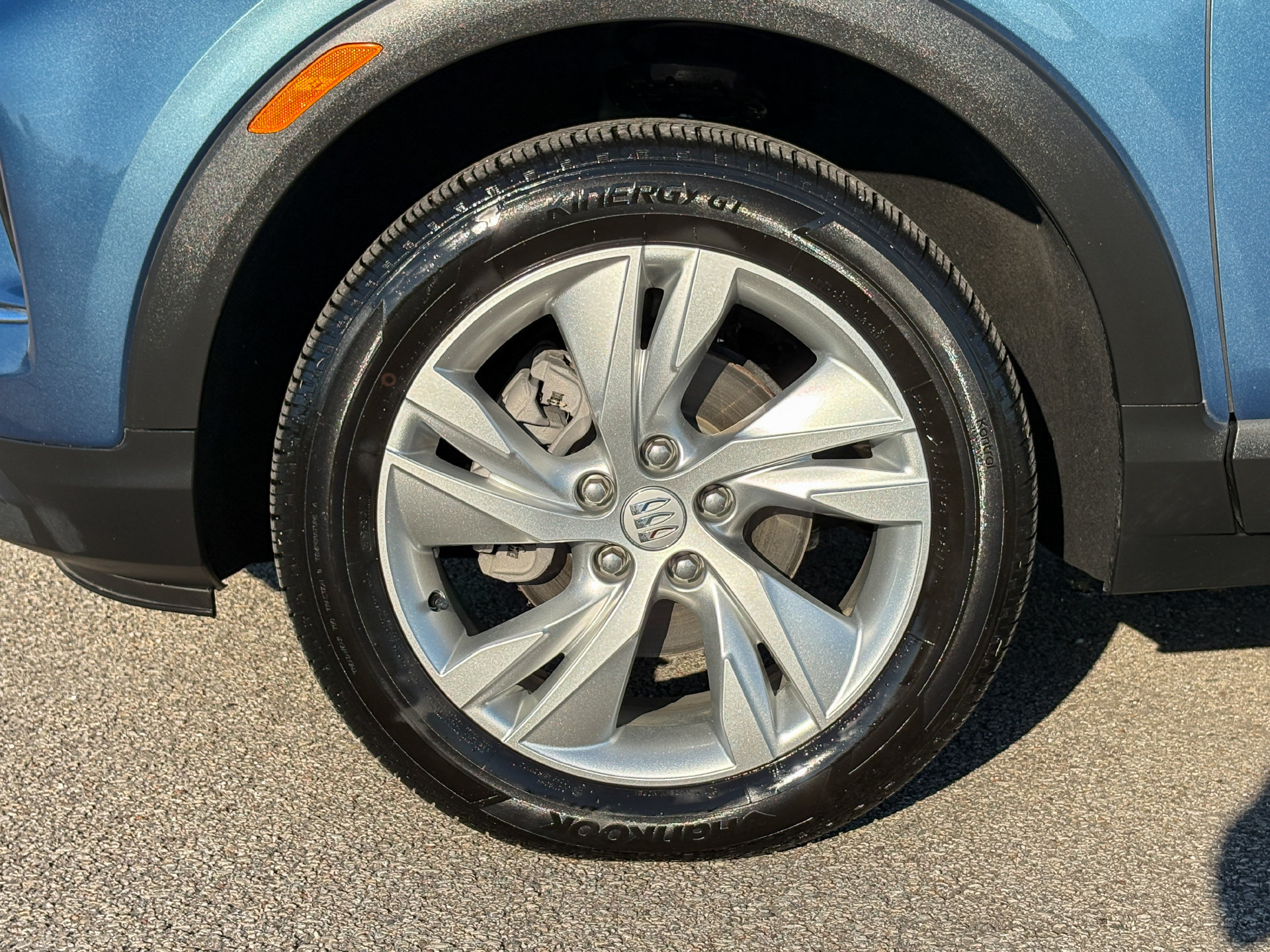 Used 2024 Buick Encore GX Preferred AWD/4WD image 31