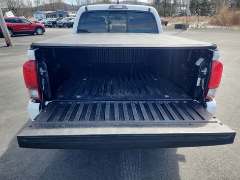 Used 2021 Toyota Tacoma SR image 25