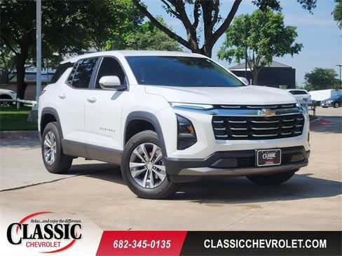 Used 2026 Chevrolet Equinox LT FWD image 1