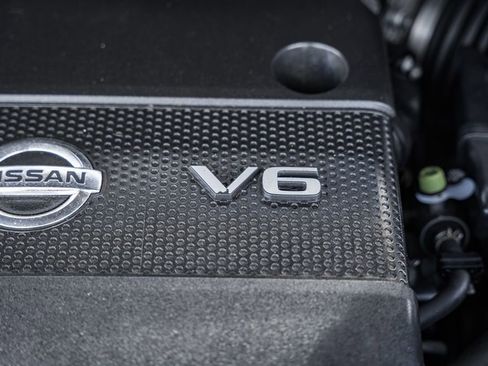 Used 2018 Nissan Murano SV image 20