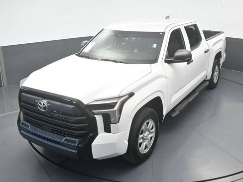 Used 2025 Toyota Tundra SR w/ SR Tow Package AWD/4WD image 41